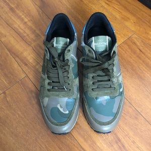Valentino Sneakers